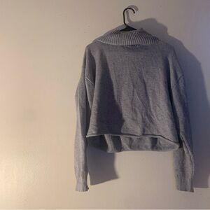 Streetwear Society Cropped Grey Sweater Women’s Size Large